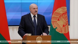 Лукашэнка: усе змены пойдуць ад Канстытуцыі, а не ад майдана
