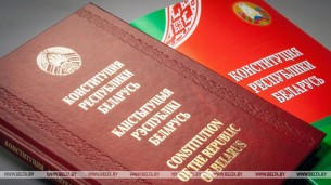 Лукашэнка аб змяненнях у Канстытуцыю: ніхто 